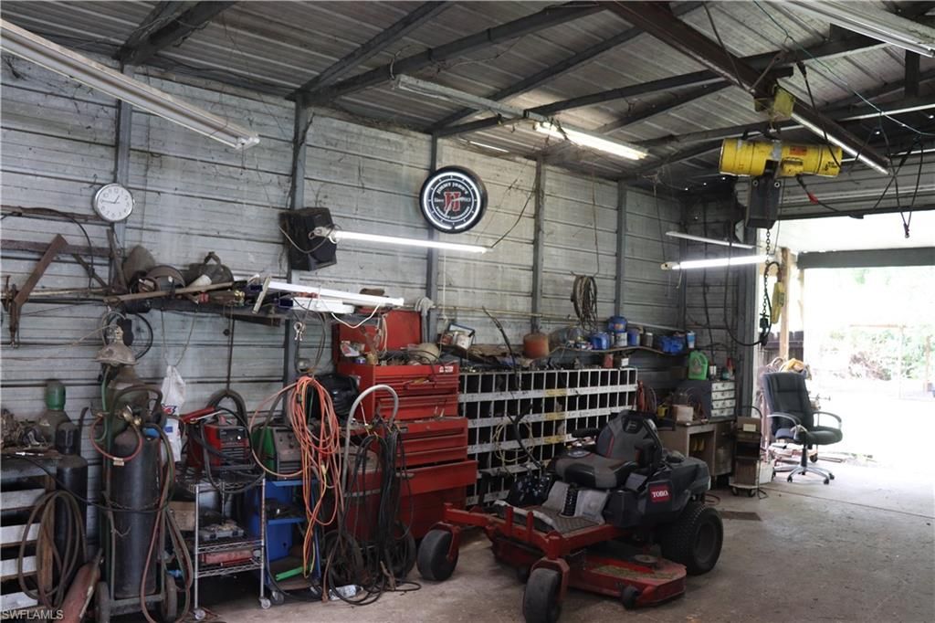 Garage, Interior, Stone Walls