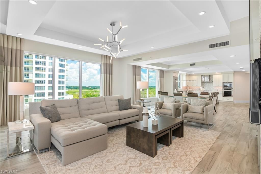 Dining room, Interior, Kitchen, Living room, Pendant Lights, Recessed Lighting, Stainless Steel Appliances, Wood Texture Flooring