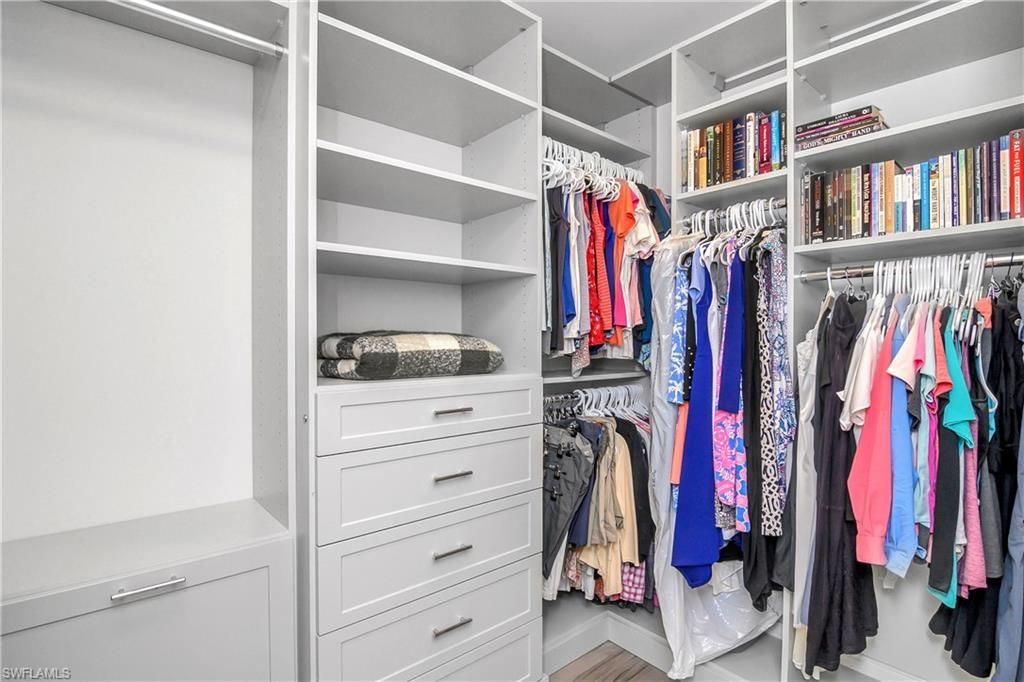 Interior, Walk-in Closets