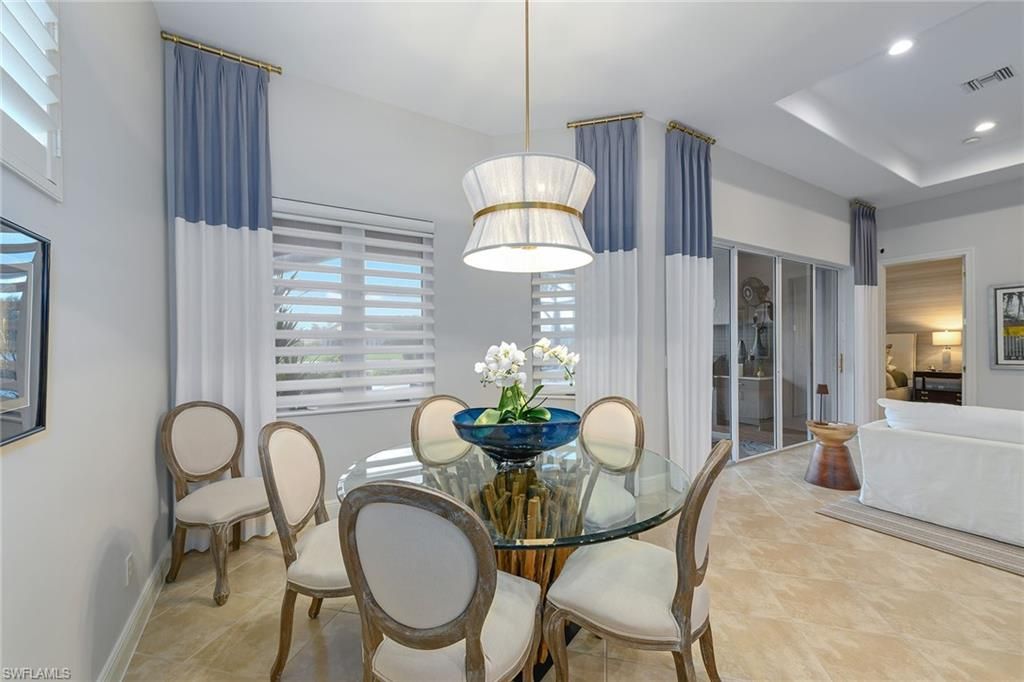 Dining room, Interior, Pendant Lights, Recessed Lighting