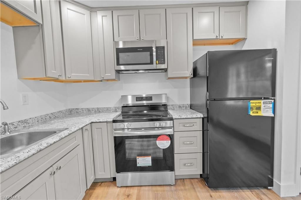 Interior, Kitchen, Stainless Steel Appliances, Wood Texture Flooring
