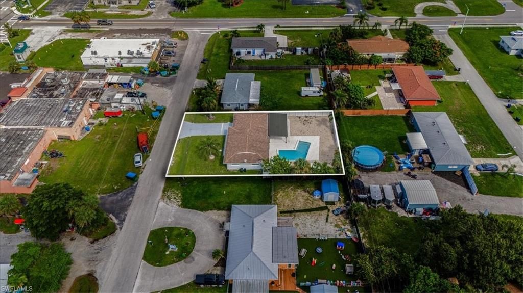 Exterior, Drone
