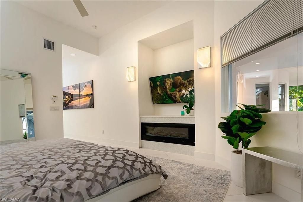 Bedroom, Fireplace, Interior, Recessed Lighting