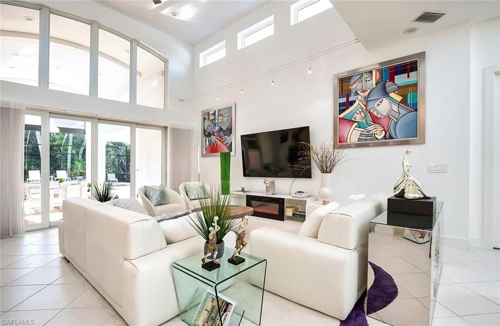 Interior, Living room