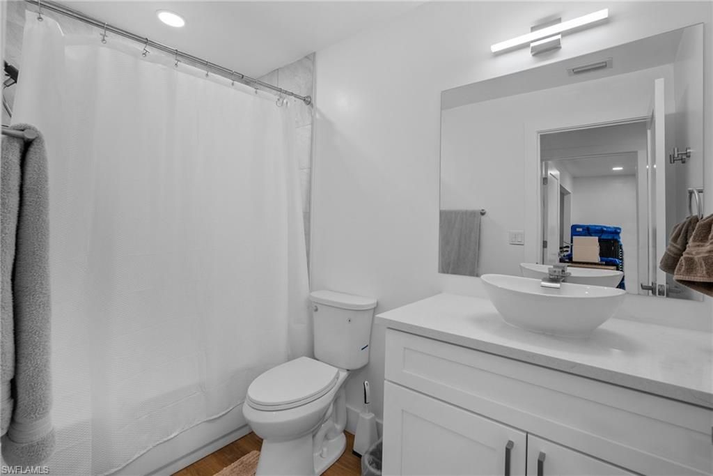 Bathroom, Interior, Recessed Lighting, Wood Texture Flooring