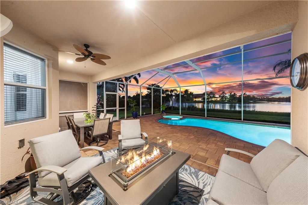 Dining room, Glass Ceilings, Interior, Pool, Sun Room, Water