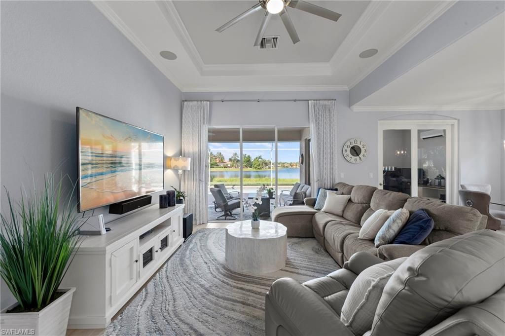 Interior, Living room, Water