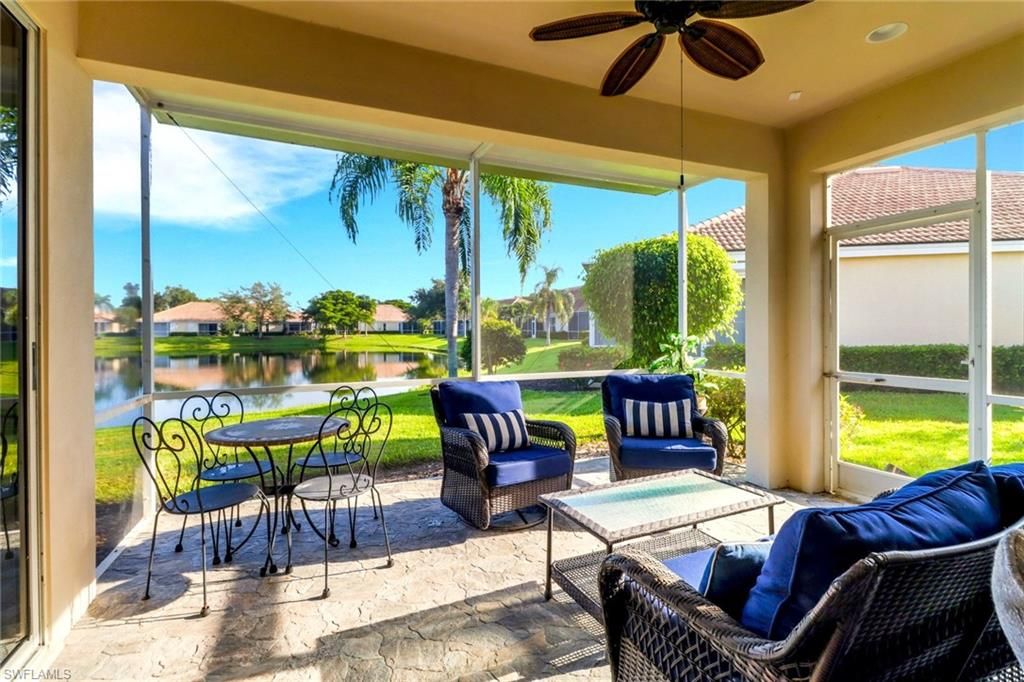 Interior, Living room, Sun Room, Water