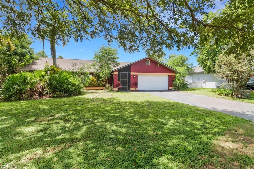 Backyard, Detached Garage, Exterior