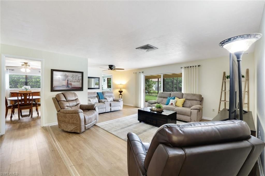 Dining room, Interior, Living room, Wood Texture Flooring