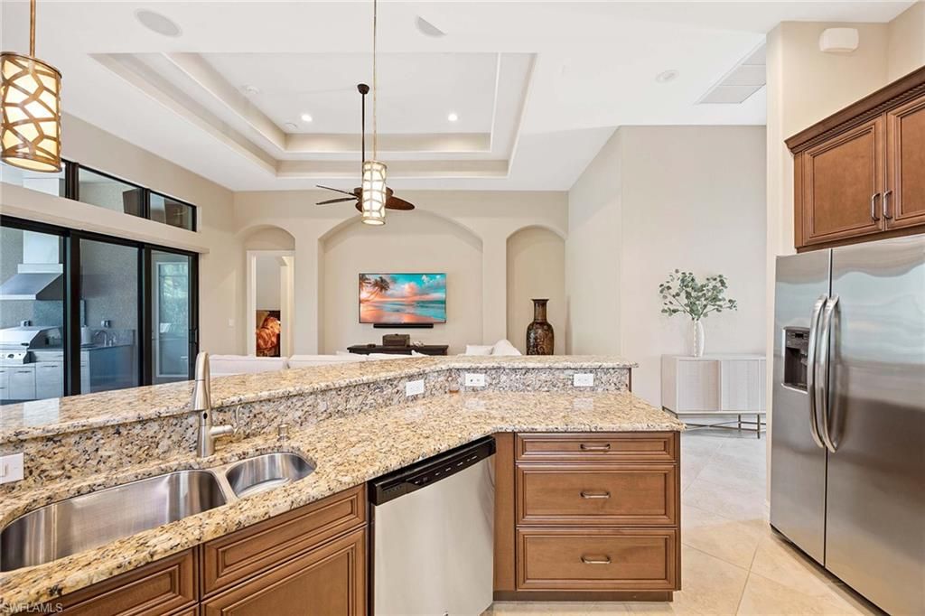 Interior, Kitchen, Pendant Lights, Recessed Lighting, Stainless Steel Appliances