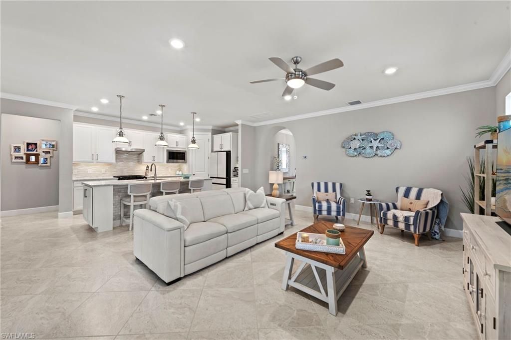 Interior, Kitchen, Living room, Pendant Lights, Recessed Lighting