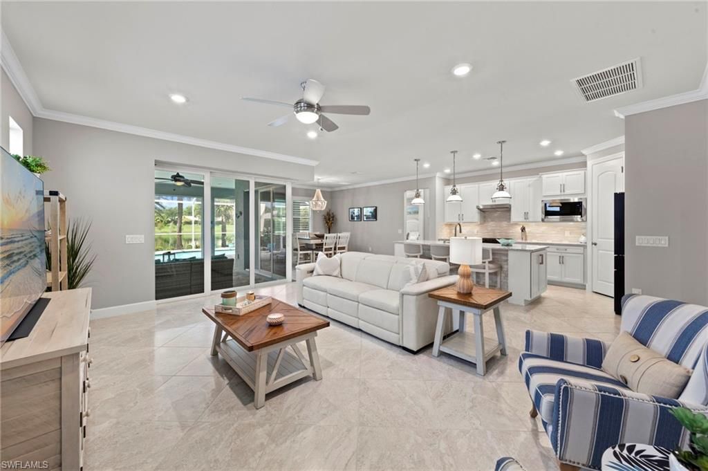 Interior, Kitchen, Living room, Pendant Lights, Recessed Lighting, Stainless Steel Appliances