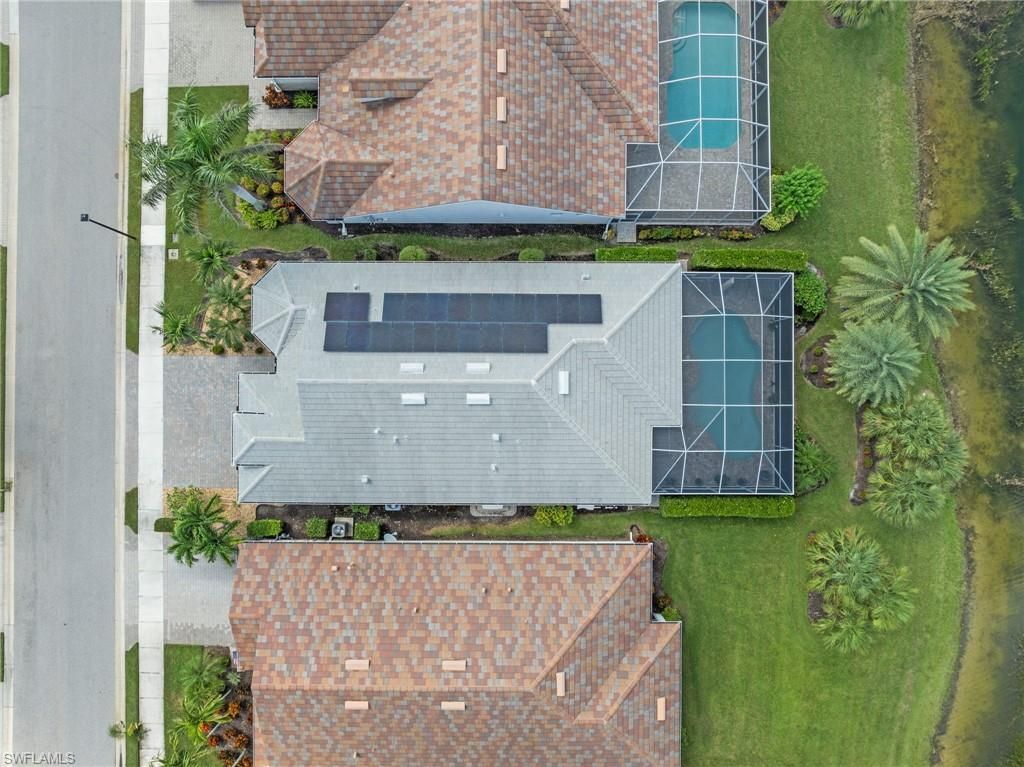 Attached, Exterior, Facade, Ranch