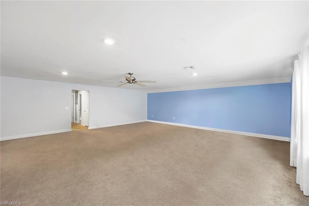 Empty room, Interior, Recessed Lighting