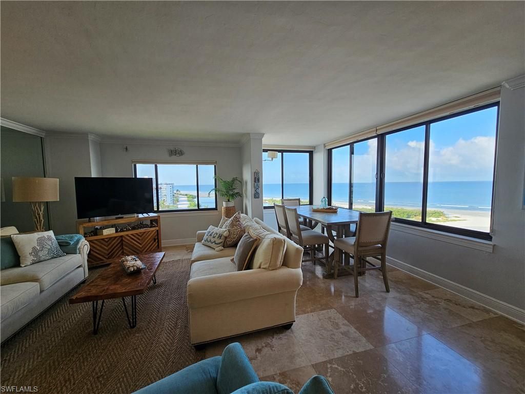 Dining room, Interior, Living room, Water