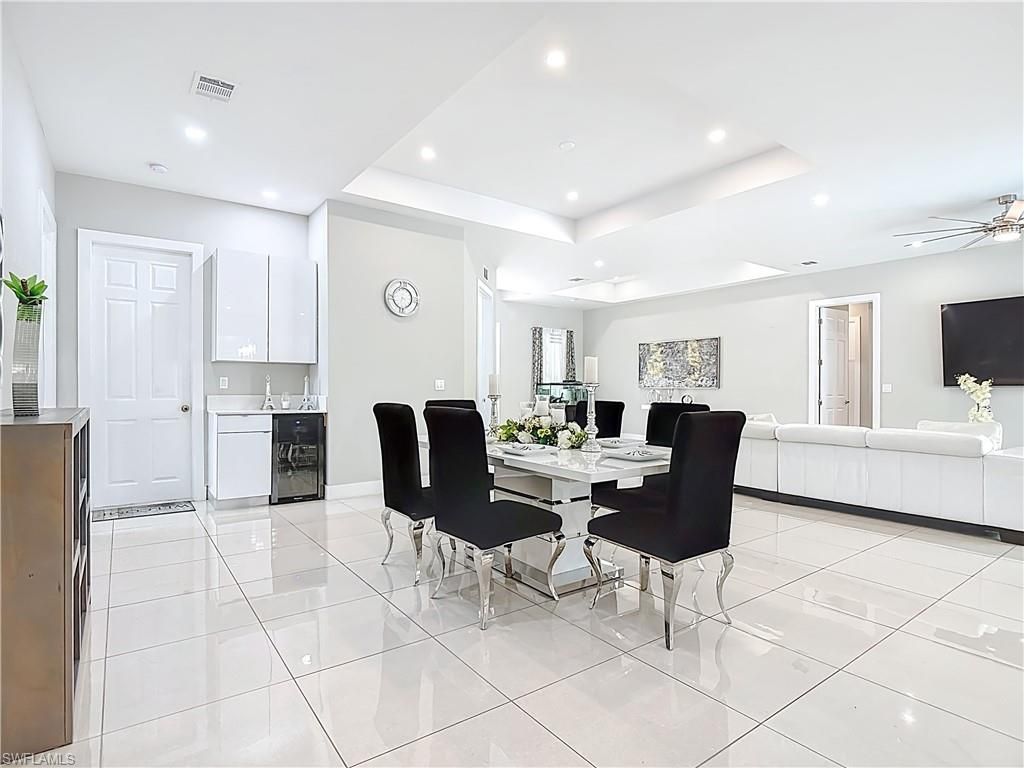 Dining room, Interior, Living room, Recessed Lighting