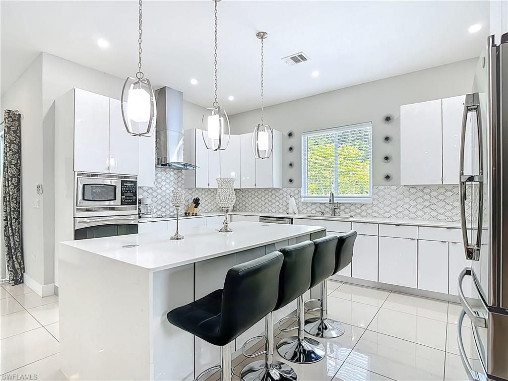 Interior, Kitchen, Pendant Lights, Recessed Lighting, Stainless Steel Appliances