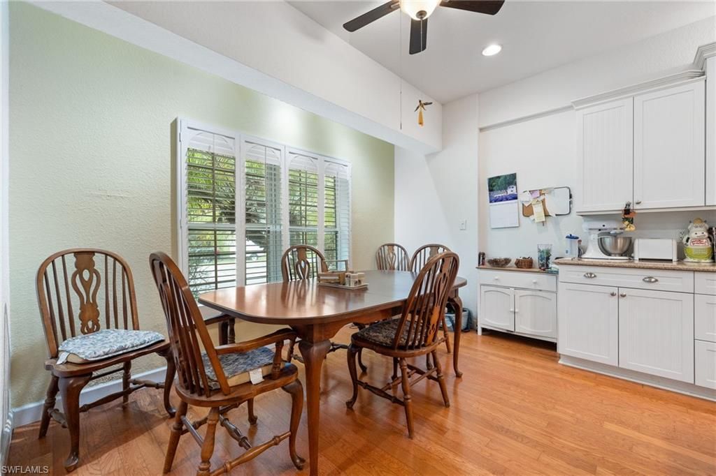 Dining room, Interior, Kitchen, Recessed Lighting, Wood Texture Flooring