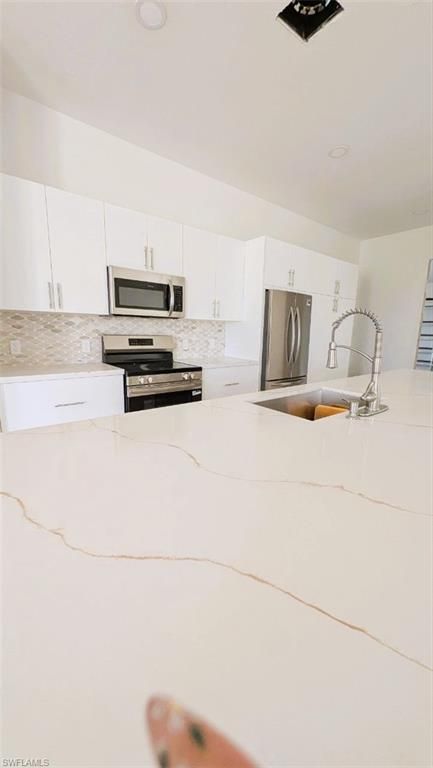 Interior, Kitchen, Stainless Steel Appliances