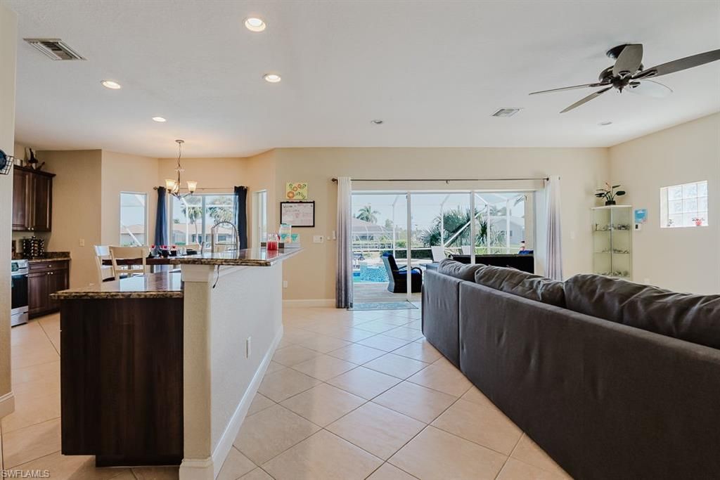 Chandelier, Dining room, Interior, Kitchen, Living room, Recessed Lighting