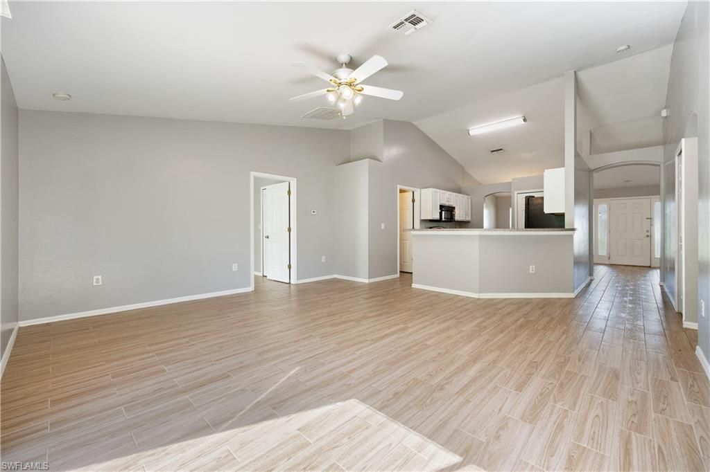 Empty room, Interior, Kitchen, Wood Texture Flooring