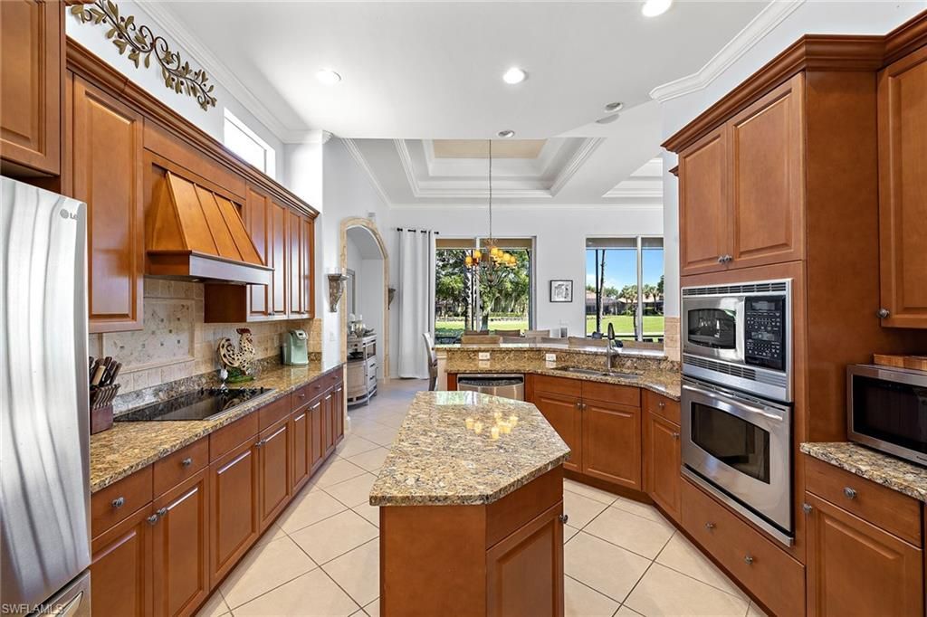 Chandelier, Interior, Kitchen, Pendant Lights, Recessed Lighting, Stainless Steel Appliances