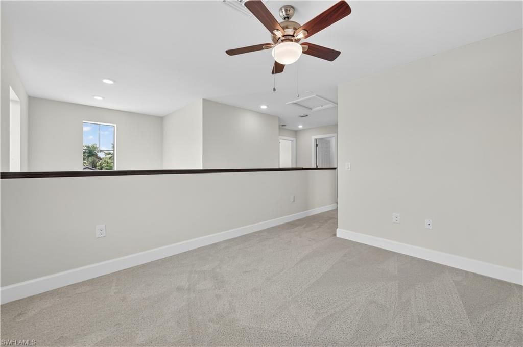Empty room, Interior, Recessed Lighting