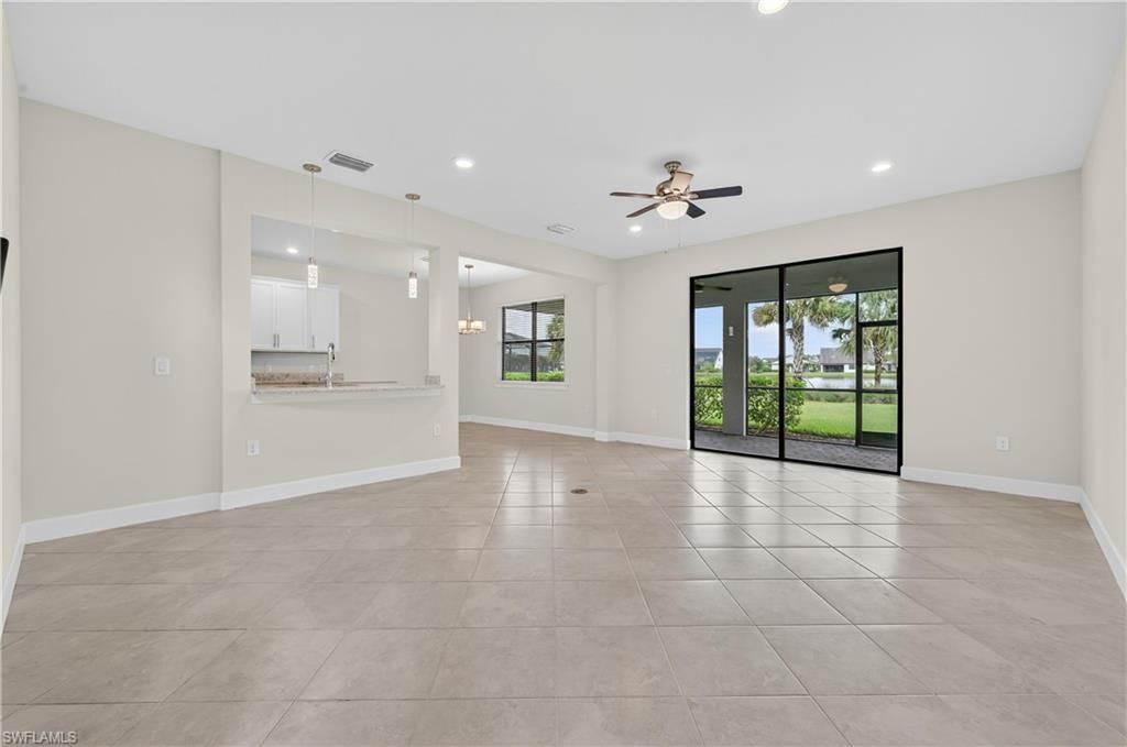Empty room, Interior, Pendant Lights, Recessed Lighting