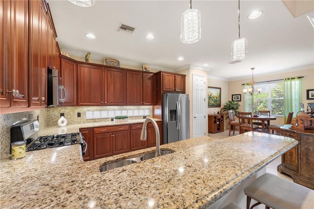 Chandelier, Dining room, Interior, Kitchen, Pendant Lights, Recessed Lighting