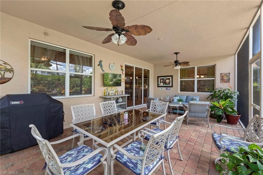 Dining room, Exterior
