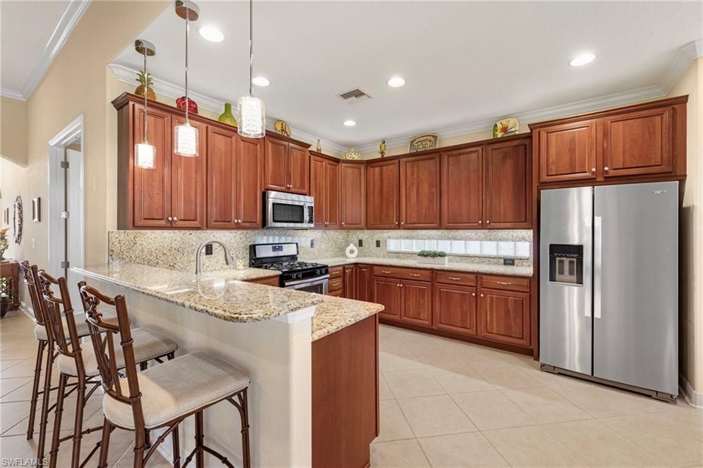 Interior, Kitchen, Pendant Lights, Recessed Lighting, Stainless Steel Appliances