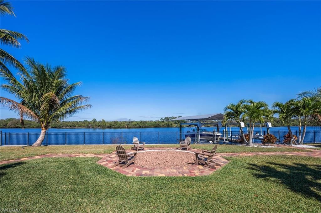 Backyard, Exterior, Water