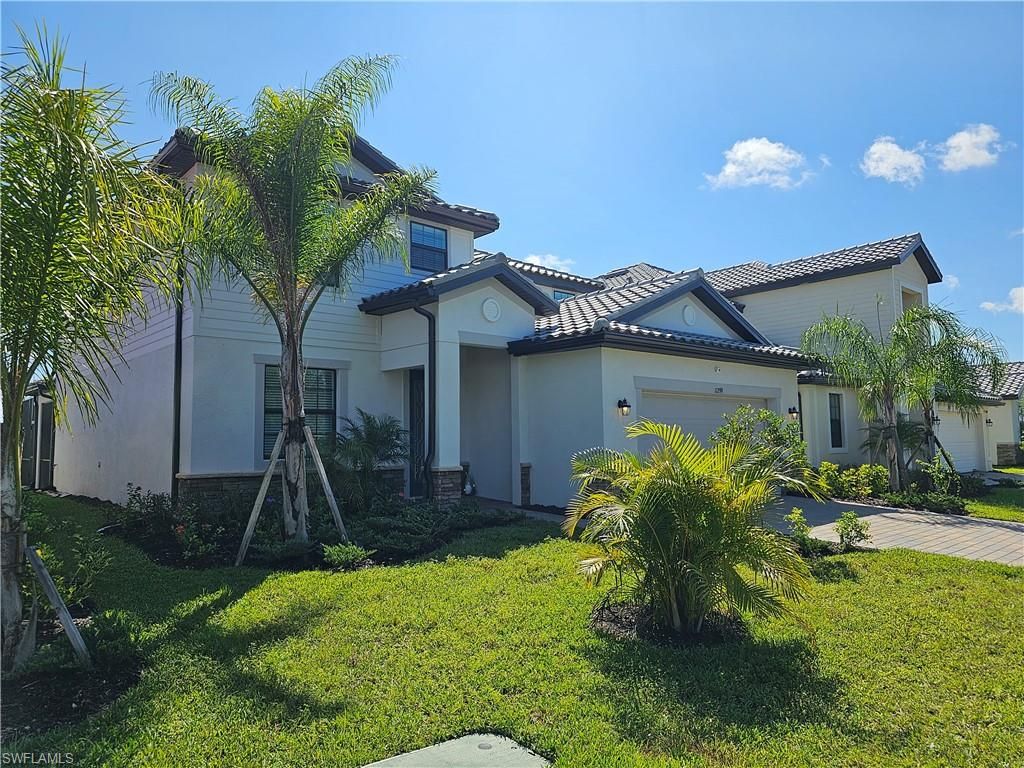 Attached, Backyard, Exterior, Facade, Mediterranean