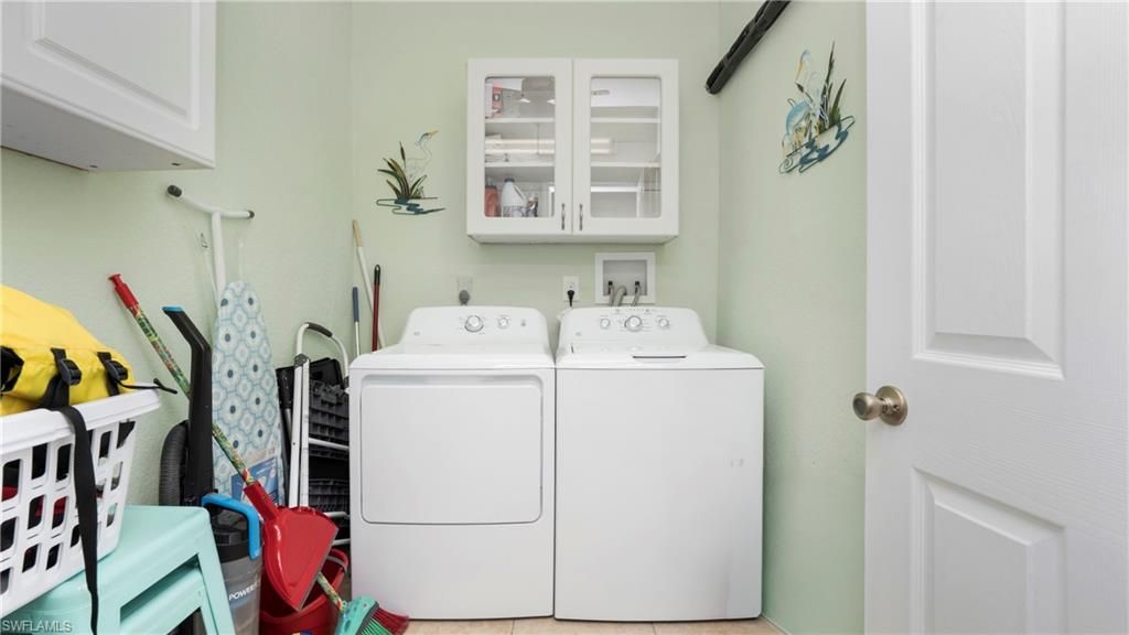 Interior, Washer