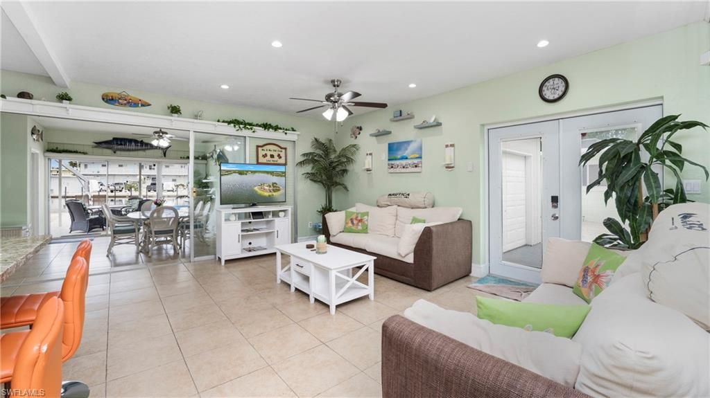 Dining room, Interior, Living room, Recessed Lighting