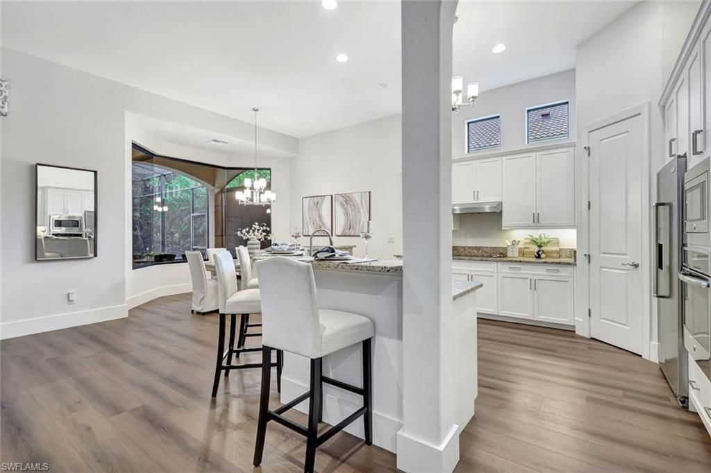 Dining room, Interior, Kitchen, Pendant Lights, Recessed Lighting, Wood Texture Flooring