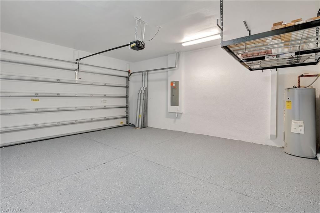 Garage, Interior