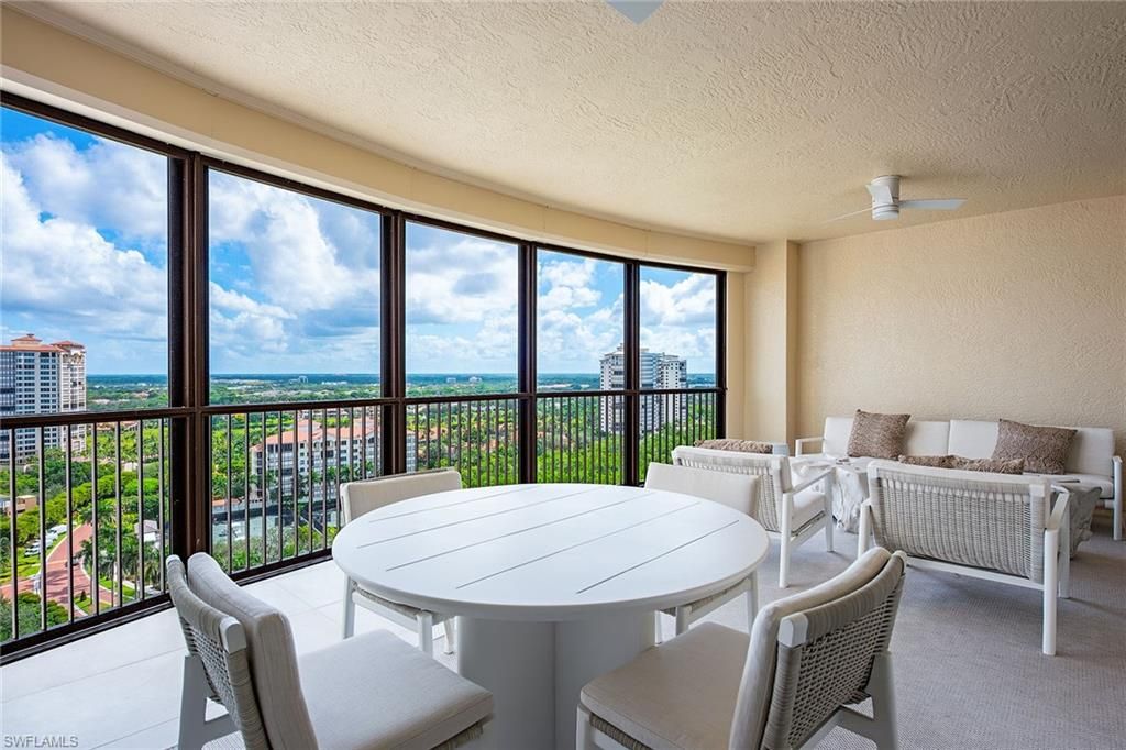 Dining room, Interior, Sun Room, Water