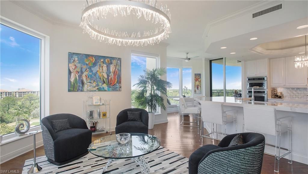 Interior, Kitchen, Living room, Pendant Lights, Recessed Lighting, Stainless Steel Appliances, Wood Texture Flooring