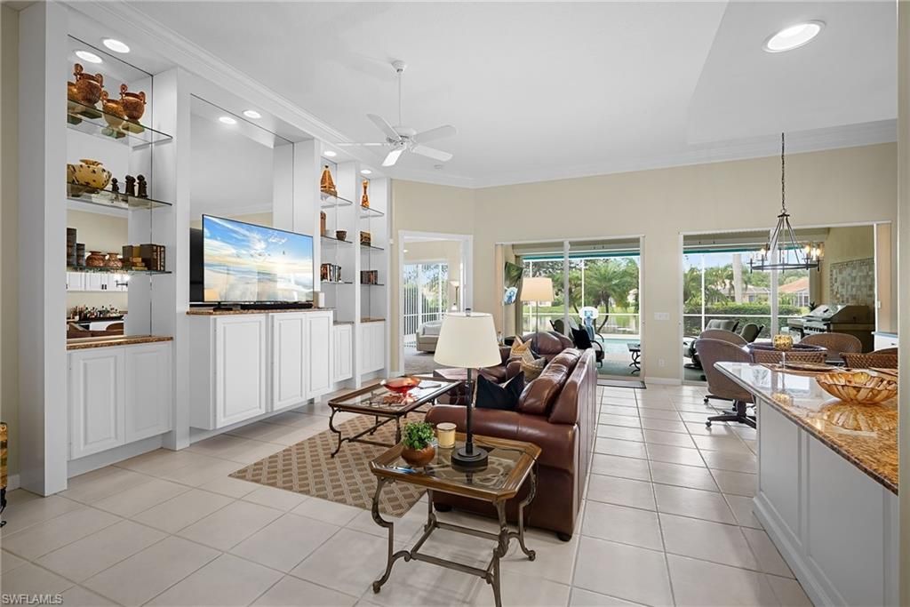 Dining room, Interior, Living room, Pendant Lights, Recessed Lighting