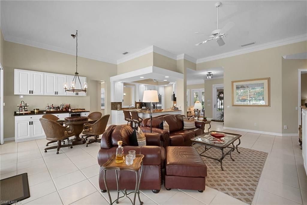 Dining room, Interior, Living room, Pendant Lights, Recessed Lighting