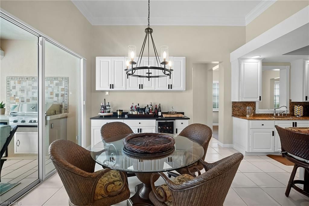 Dining room, Interior, Kitchen, Pendant Lights