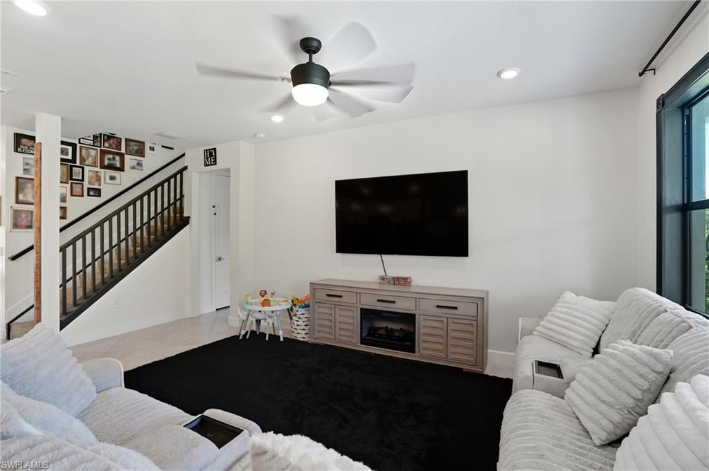 Interior, Living room, Recessed Lighting
