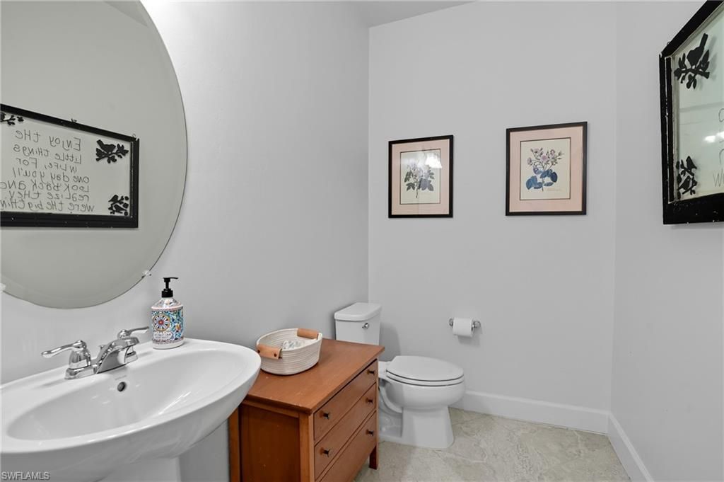 Bathroom, Interior