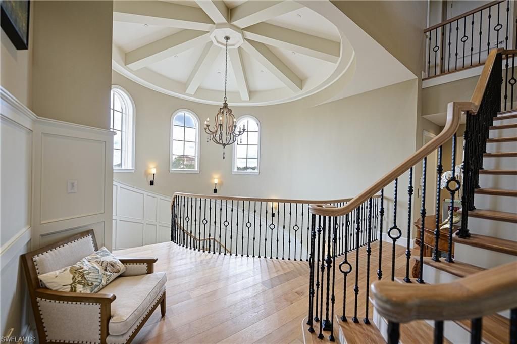 Chandelier, Interior, Wood Texture Flooring