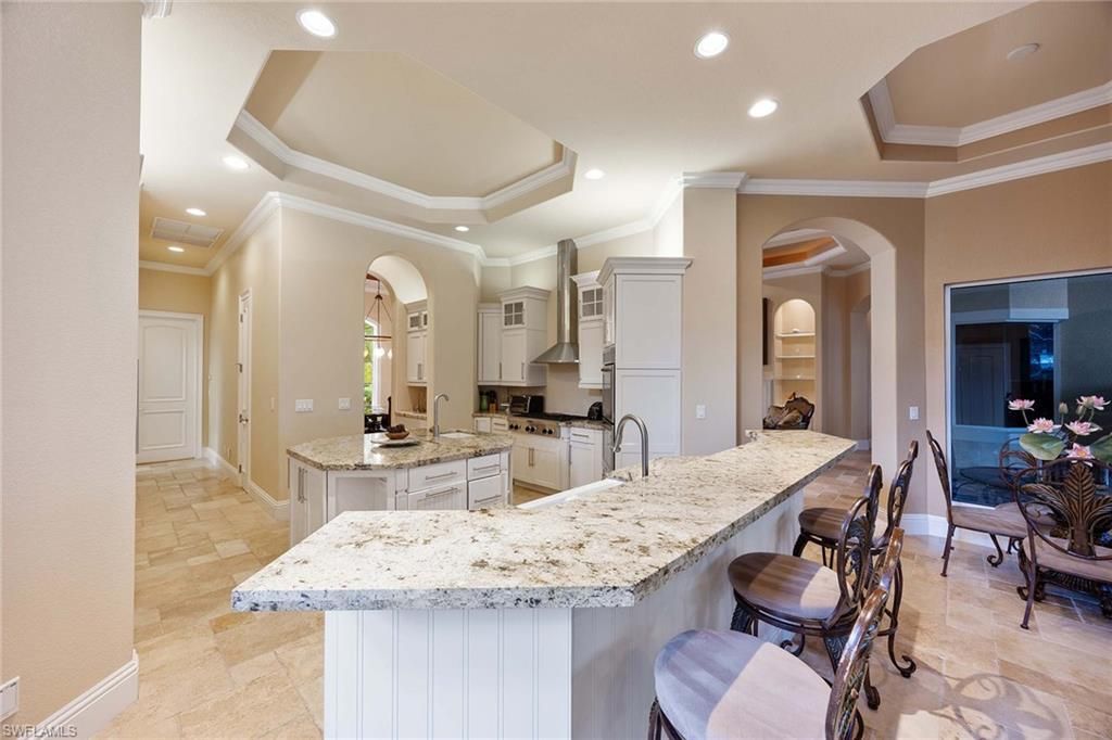 Dining room, Interior, Kitchen, Recessed Lighting, Stainless Steel Appliances