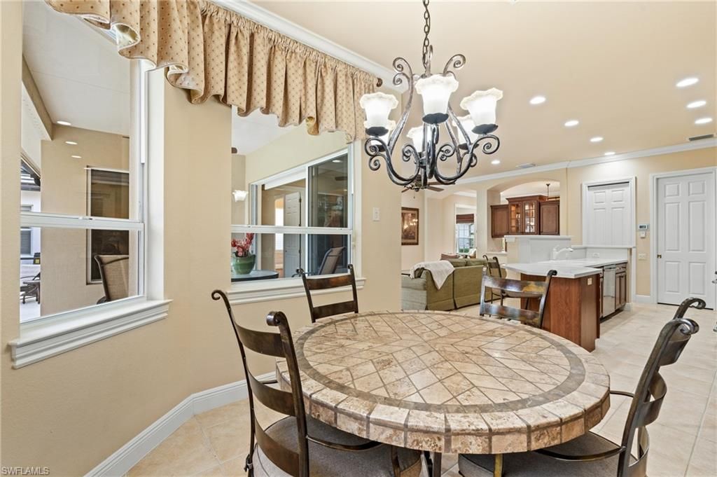 Chandelier, Dining room, Interior, Kitchen, Recessed Lighting