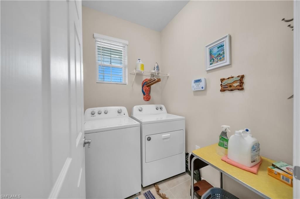 Interior, Washer