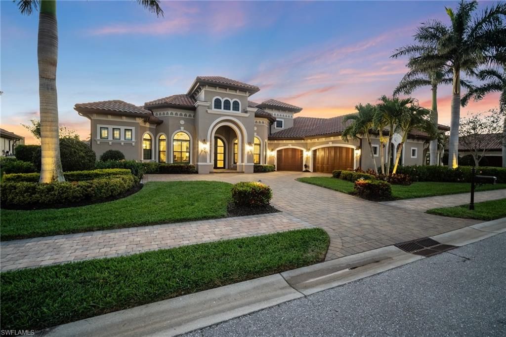 Backyard, Exterior, Facade, Mediterranean
